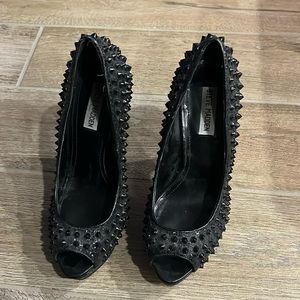 Steve Madden Black Spike Stilettos Size 10